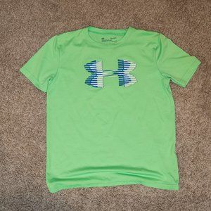 Under Armour Green shirt Youth Large moisture